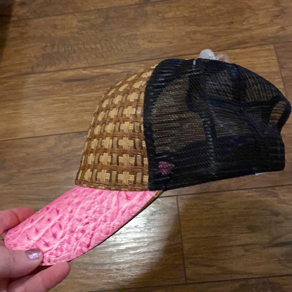 Trucker style ball cap. Rattan and pink animal print. Mesh back. - Picture 4 of 8